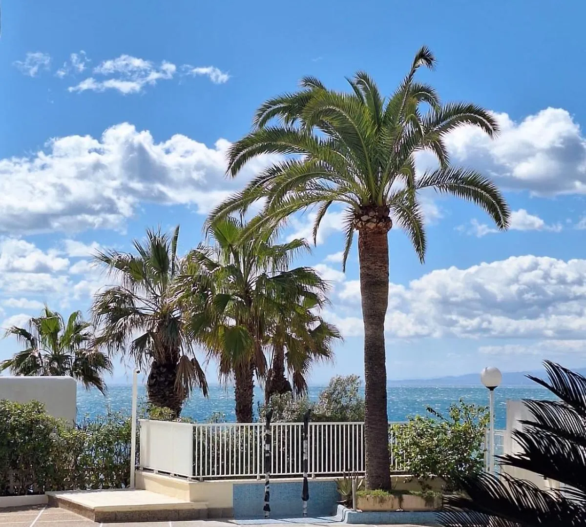 Calanu Cap Salou Luxury Apartment By The Sea Spain